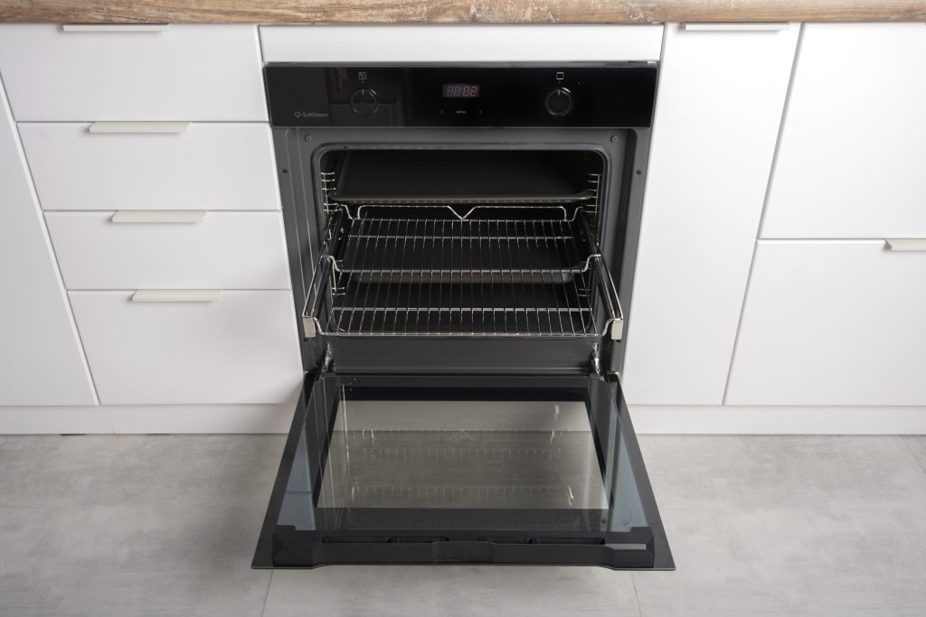 New modern electric oven built.
